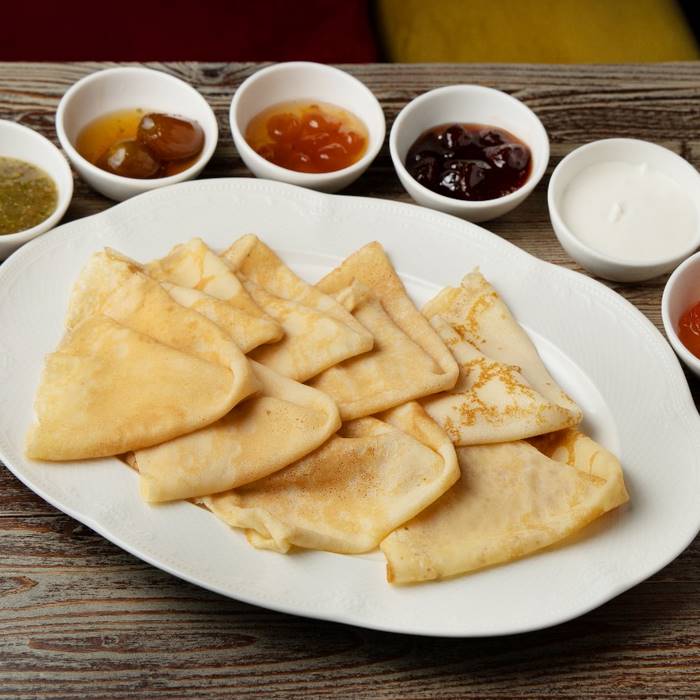 Блины с вареньем