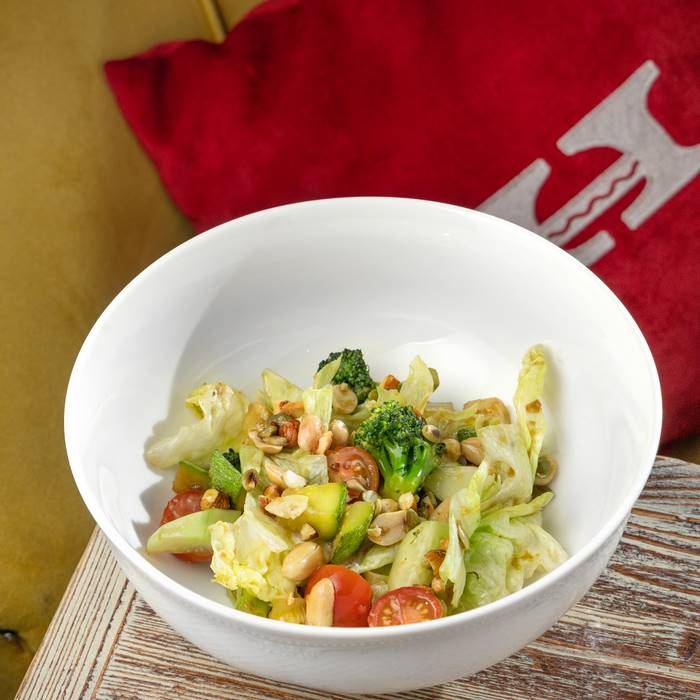 Зелёный салат