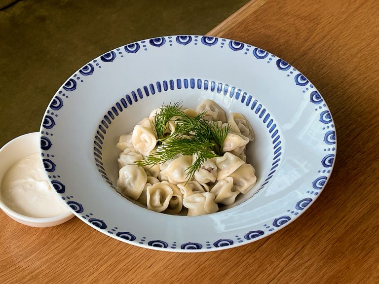 Пельмешки со сметаной